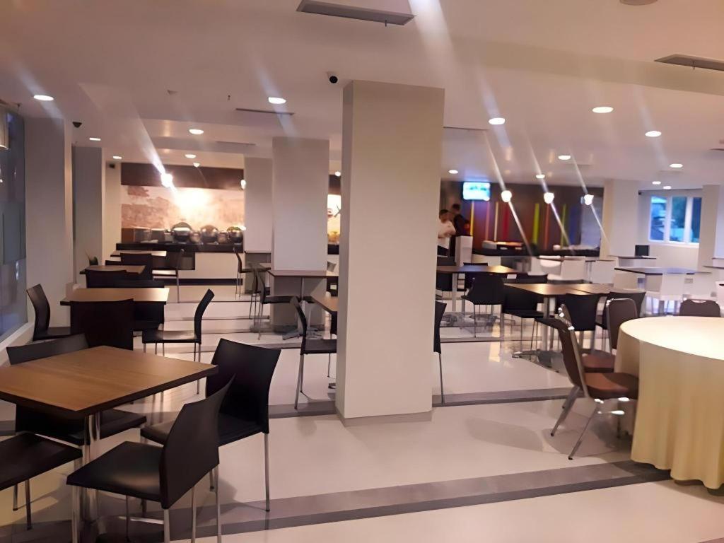 Amaris Hotel Ambon Luaran gambar